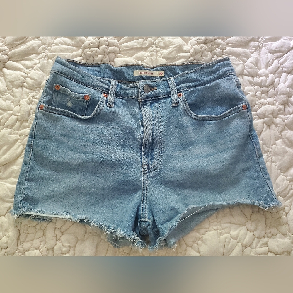Levi High Rise Shorts